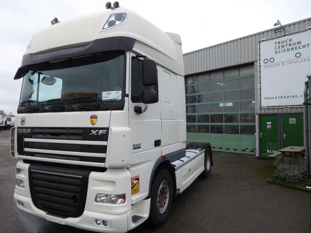 DAF CF 85 460