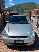Ford Focus 1.6i 16V cat 5p. - Ford Focus aus 2001: 1.6