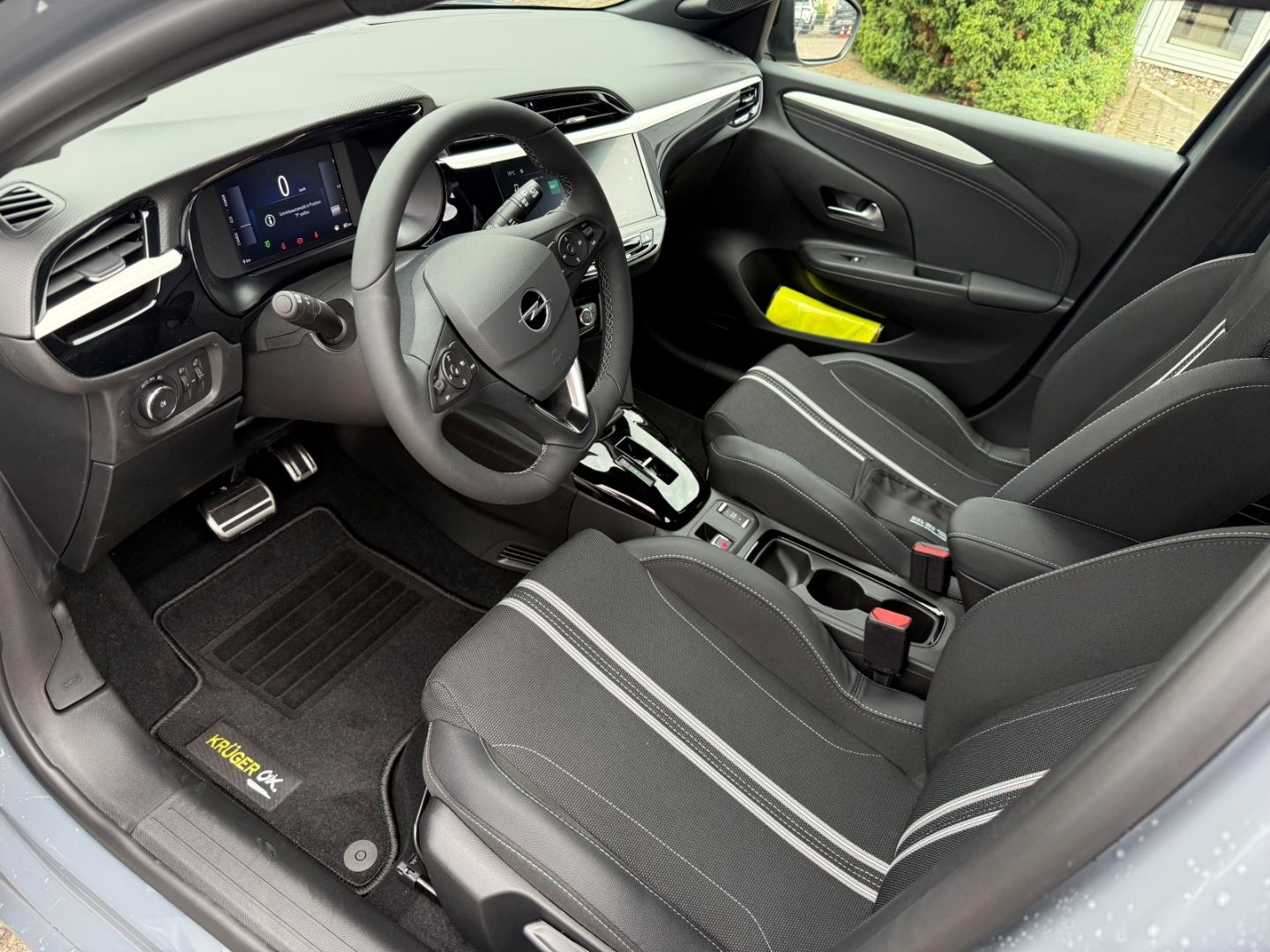 Fahrzeugabbildung Opel Corsa F GS SHZ+LHZ+Kamera+Allwetter
