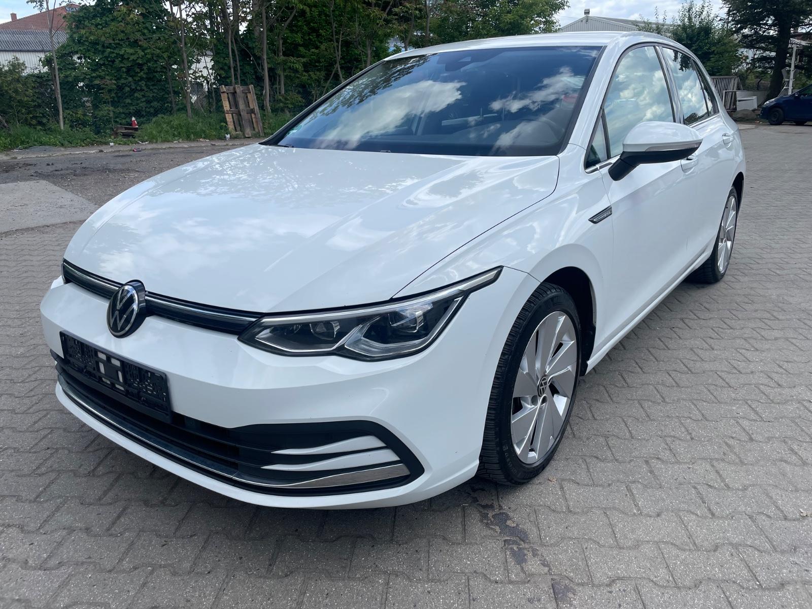 Volkswagen Golf VIII Lim. Style eTSI