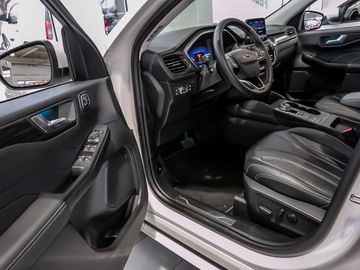 Ford Kuga 2.5 Plug-In Hybrid Vignale Stauassistent