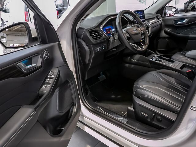 Ford Kuga 2.5 Plug-In Hybrid Vignale Stauassistent