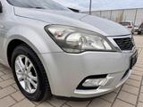 Kia cee'd / Ceed 1.4l 90PS NAVIGATION/SITZHEIZUNG