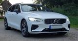Volvo V60 T8 R Design AWD ACC STDHZ AHK GARANTIE - Volvo V60 von privat
