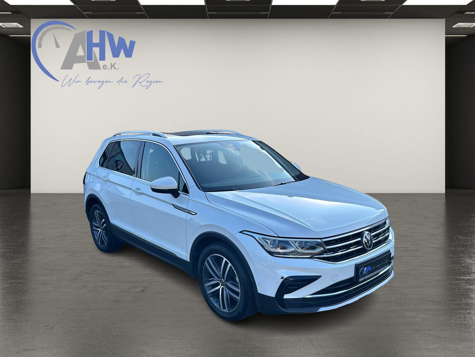 Fahrzeugabbildung Volkswagen Tiguan 2.0 TDI SCR DSG Elegance