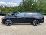 Skoda Superb Combi Sportline DSG 4x4 AHK/Navi/Kamera/H - Skoda Superb: Sport