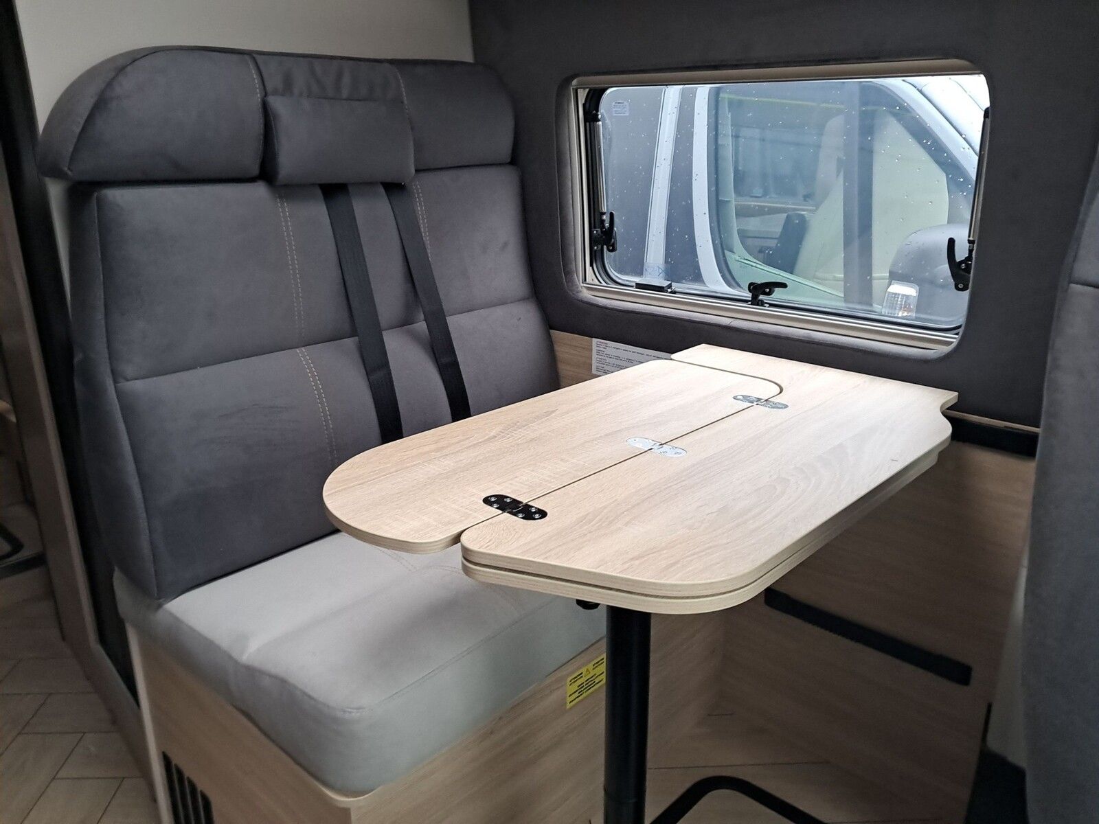 Fahrzeugabbildung Chausson Van Sweet Line V697