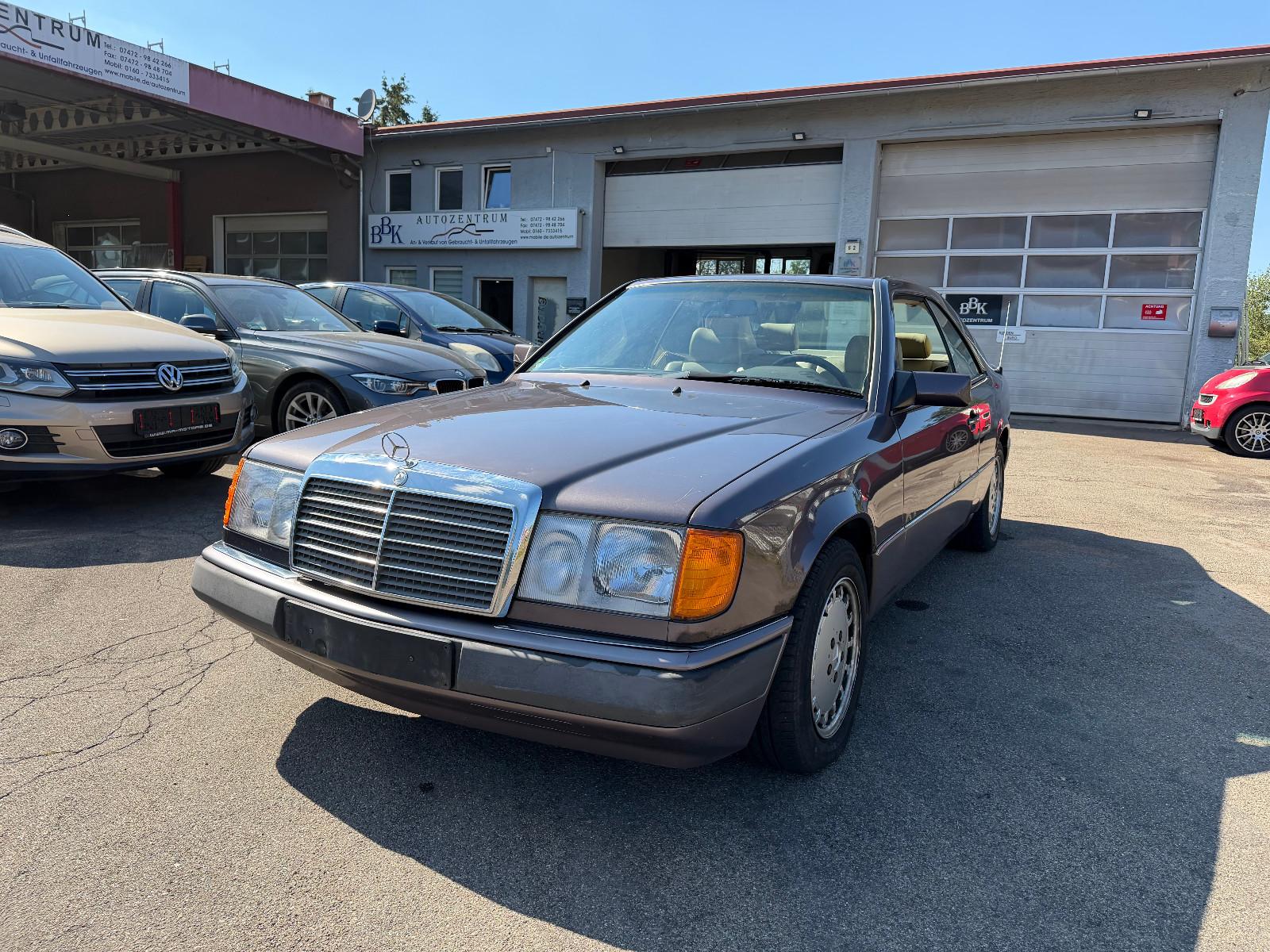 Mercedes-Benz 230 CE