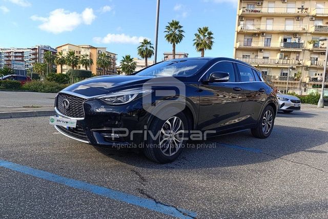 Infiniti INFINITI Q30 1.5 diesel DCT Business