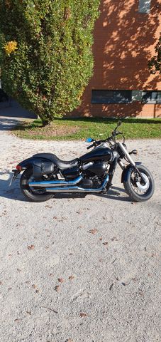 Honda Shadow VT 750 Black Spirit 