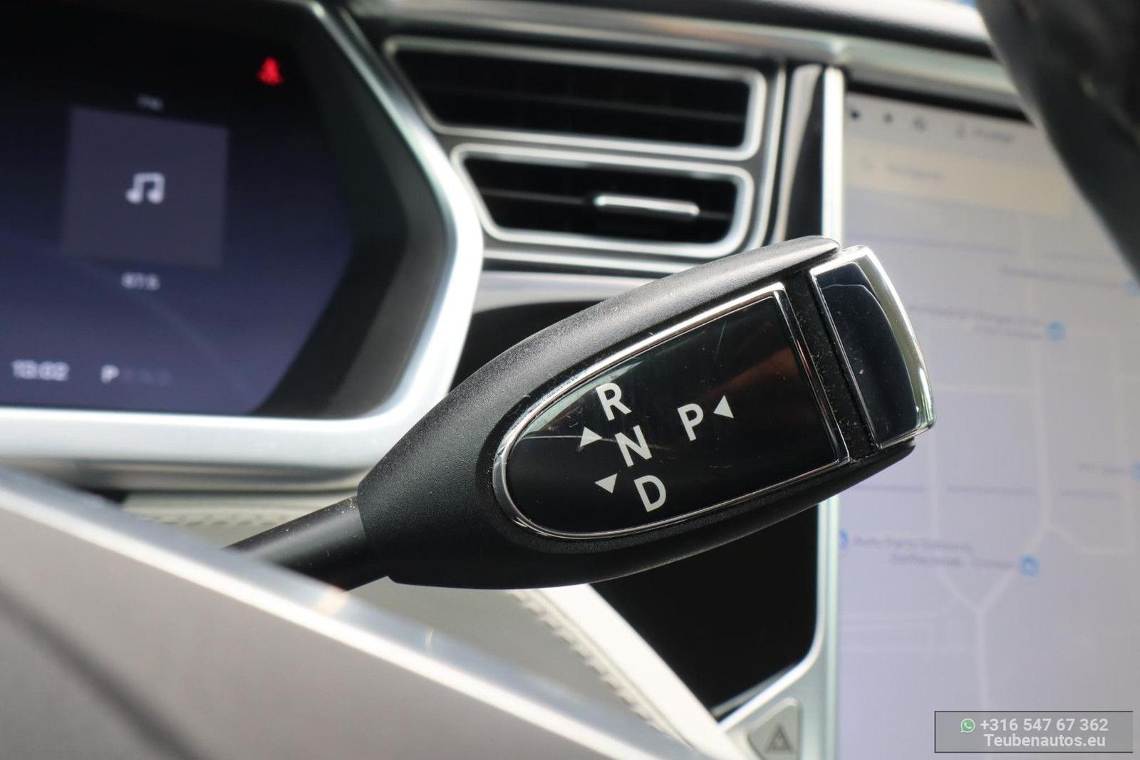 TESLA MODEL S 85 367 CH – 85 KWH – 87 % SOH – 175 763 KM – TOIT PANO – CAMÉRA – SIÈGES ÉLECTRIQUES – JANTES 19" – 2 CLÉS