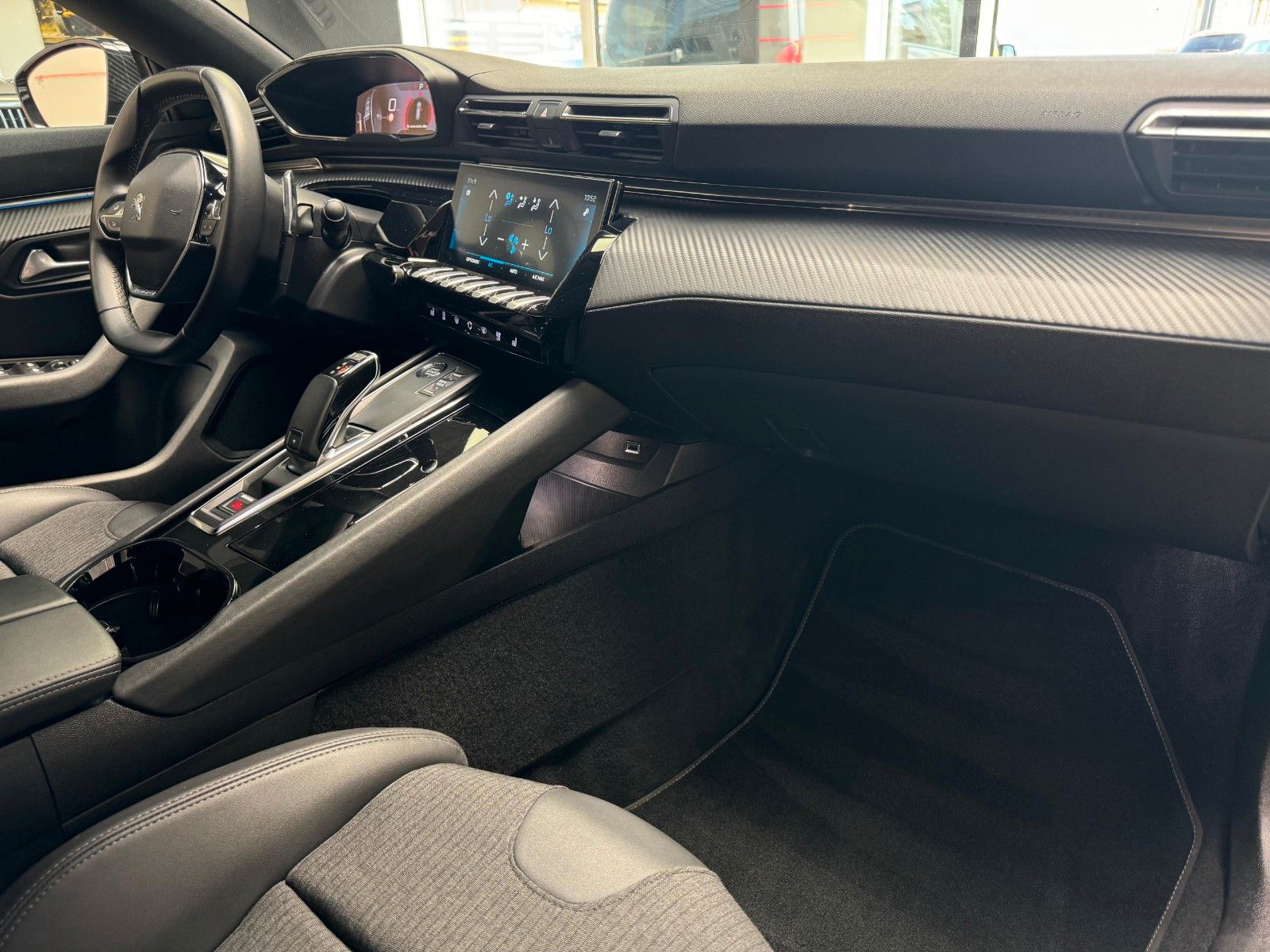 Fahrzeugabbildung Peugeot 508 SW Allure Pack