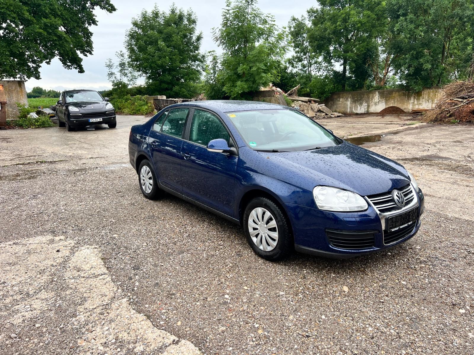 Volkswagen Jetta V Trendline 1,6 BJ-2007 KLIMA TUV NEU 2028