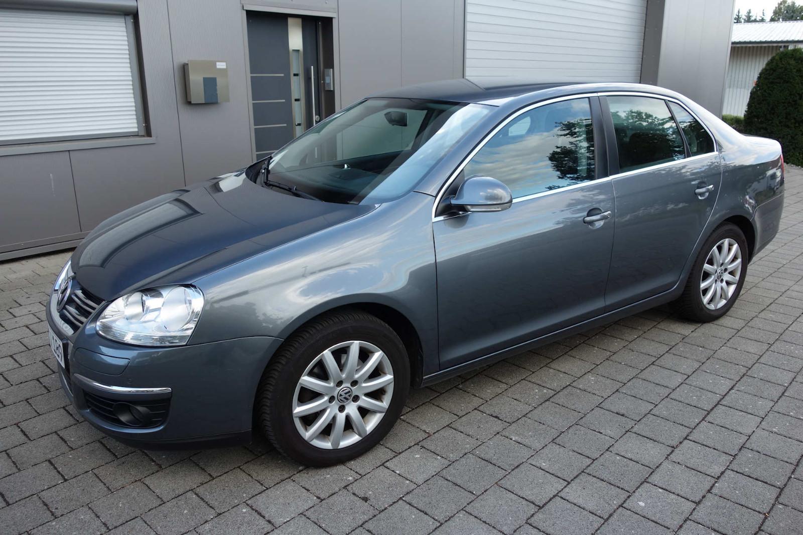 Volkswagen Jetta 1.4 TSI DSG Comfortline Navi AHK gepflegt
