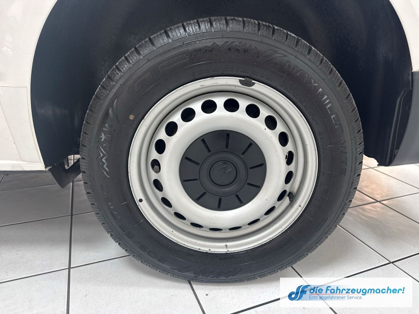 Fahrzeugabbildung Volkswagen Transporter T6.1 Kasten FWD 2.0 TDI DAB Notbrems