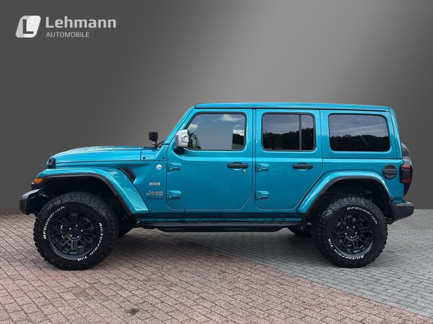 Fahrzeugabbildung Jeep Wrangler Sahara 2.2 CRDi - Umbau - Sky-One-Touch