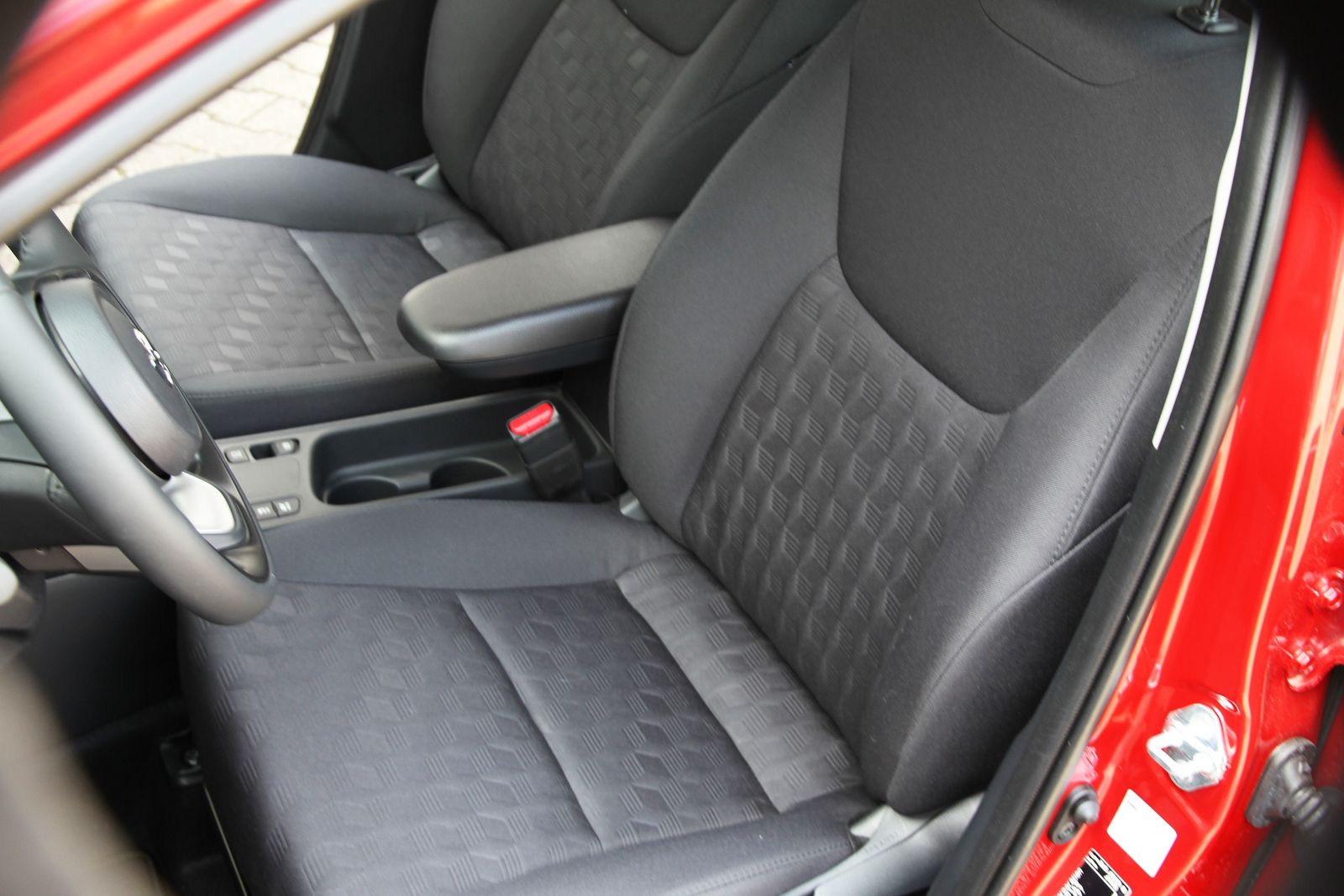 Mazda 2 Hybrid - Bild 18