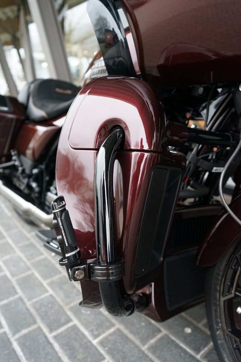 Fahrzeugabbildung Harley-Davidson Road Glide CVO
