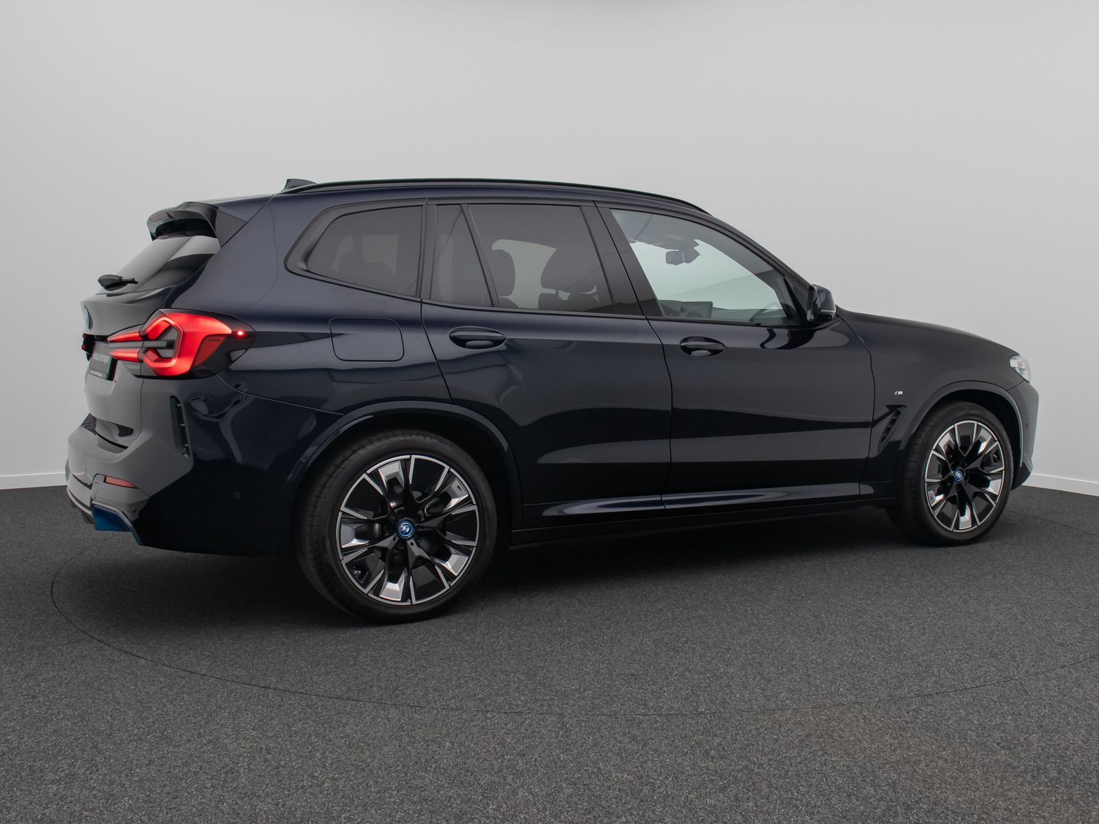 Fahrzeugabbildung BMW iX3 M Sport IMPRESSIVE 360°Laser DAB Komfort HUD
