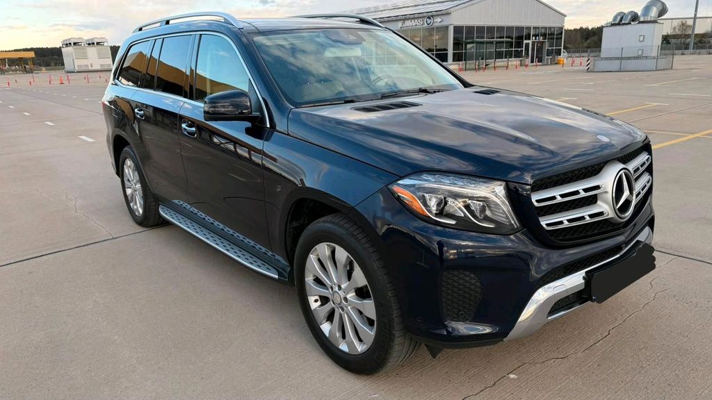 Image of Mercedes-Benz GLS 450
