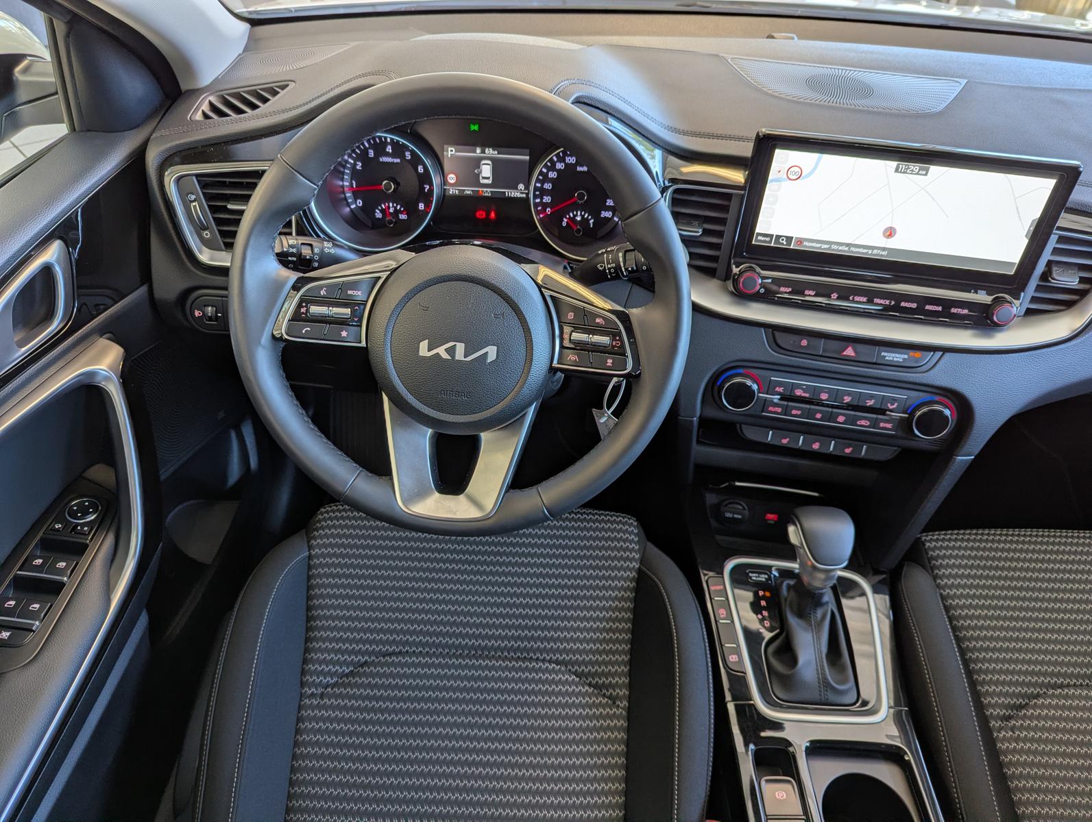 Kia cee'd Sportswagon 1.5 DCT Spirit LED JBL Cam 7J