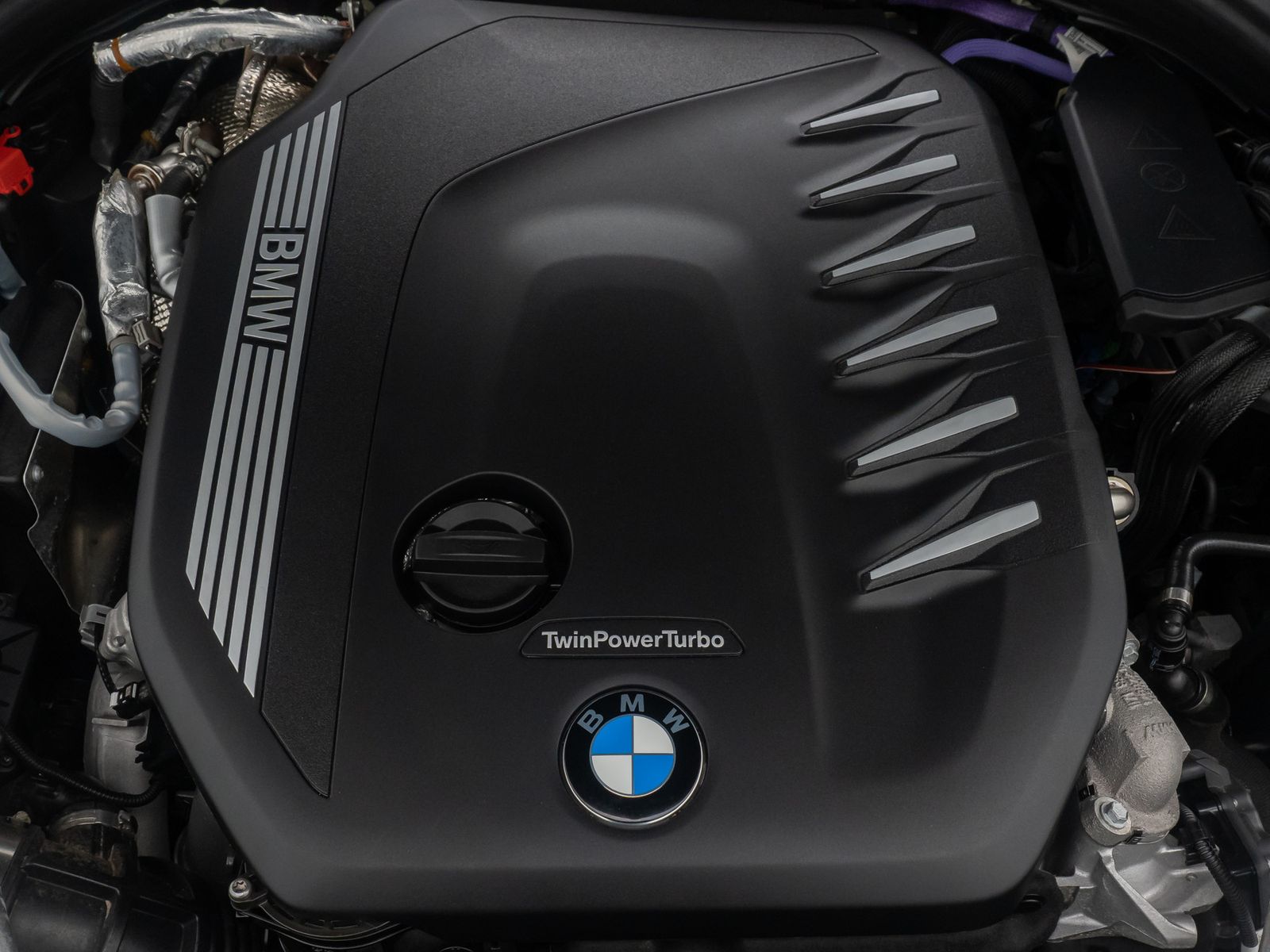 Fahrzeugabbildung BMW 530d xD MSport Individual 360&deg;H/K HUD DAB 20Zoll