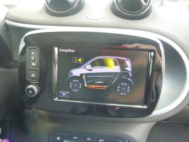 Fahrzeugabbildung Smart fortwo coupe electric drive / EQ >25.304 KM<