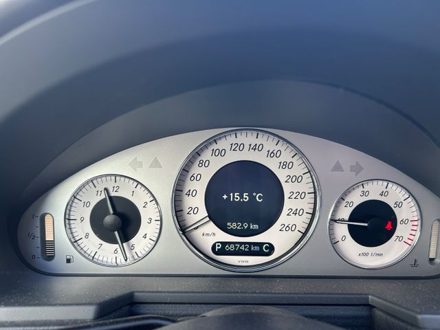 Fahrzeugabbildung Mercedes-Benz E 200 Kompressor Avantgarde