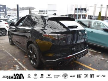 Alfa-Romeo Stelvio - 6