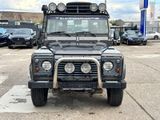 Land Rover Defender 90 E Station Wagon/Motor 2,5 Ltr. - Land Rover Defender aus 2003