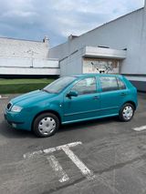 Skoda Fabia 1, 4 Benzin/1 HAND / km 56 000... - Skoda Fabia aus 2001: 1.4
