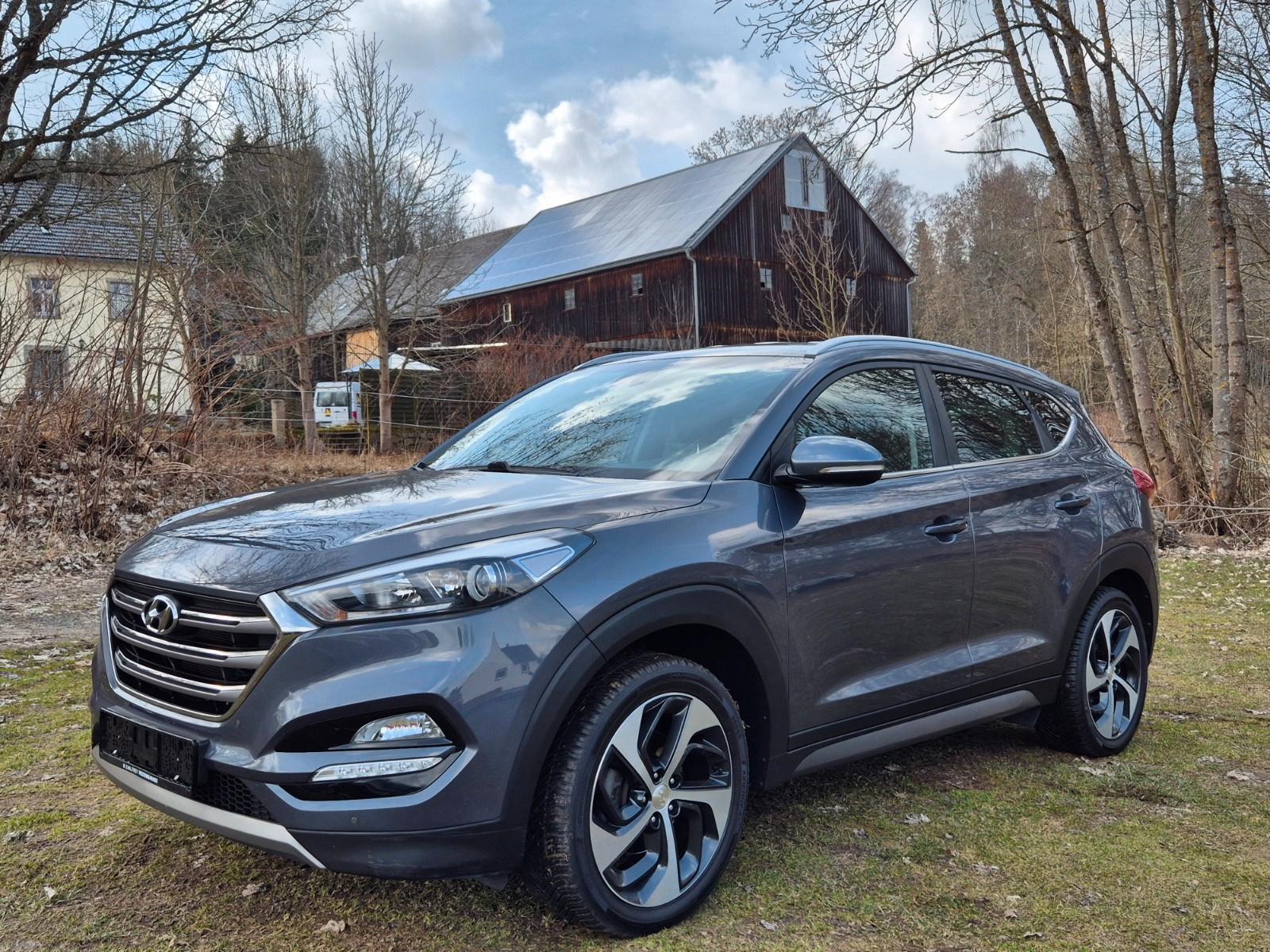 Hyundai Tucson Style 4WD AUT*CAM*NAV*1.HD*44TKM+S-HEFT*