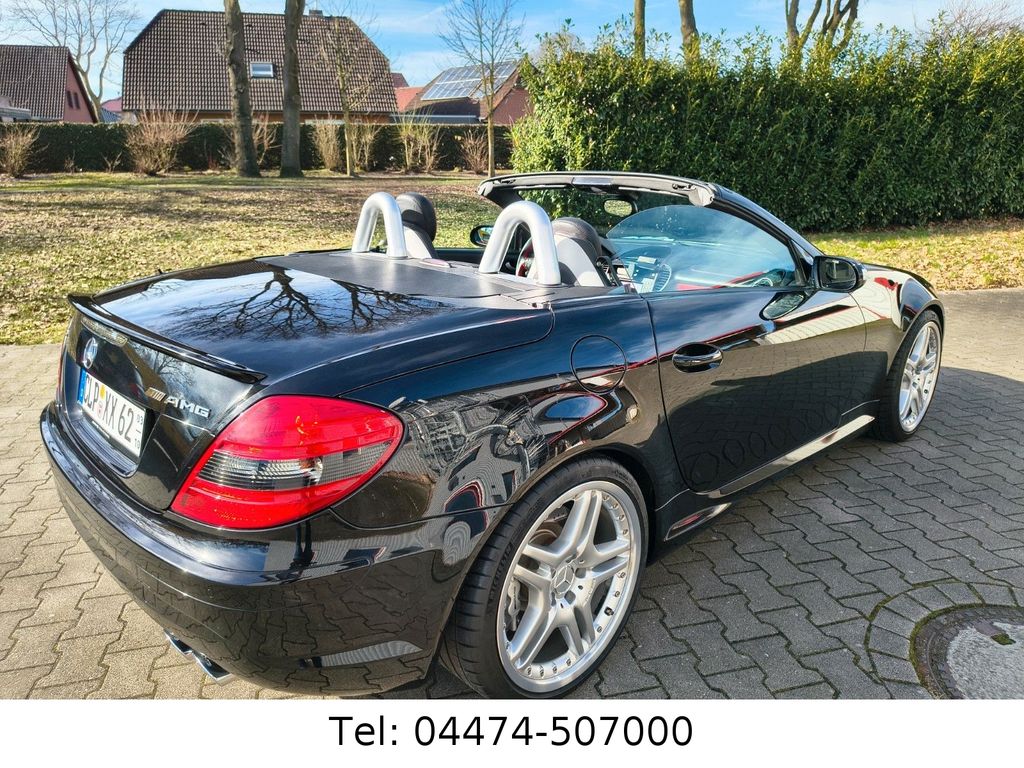 Mercedes-Benz SLK 55 AMG