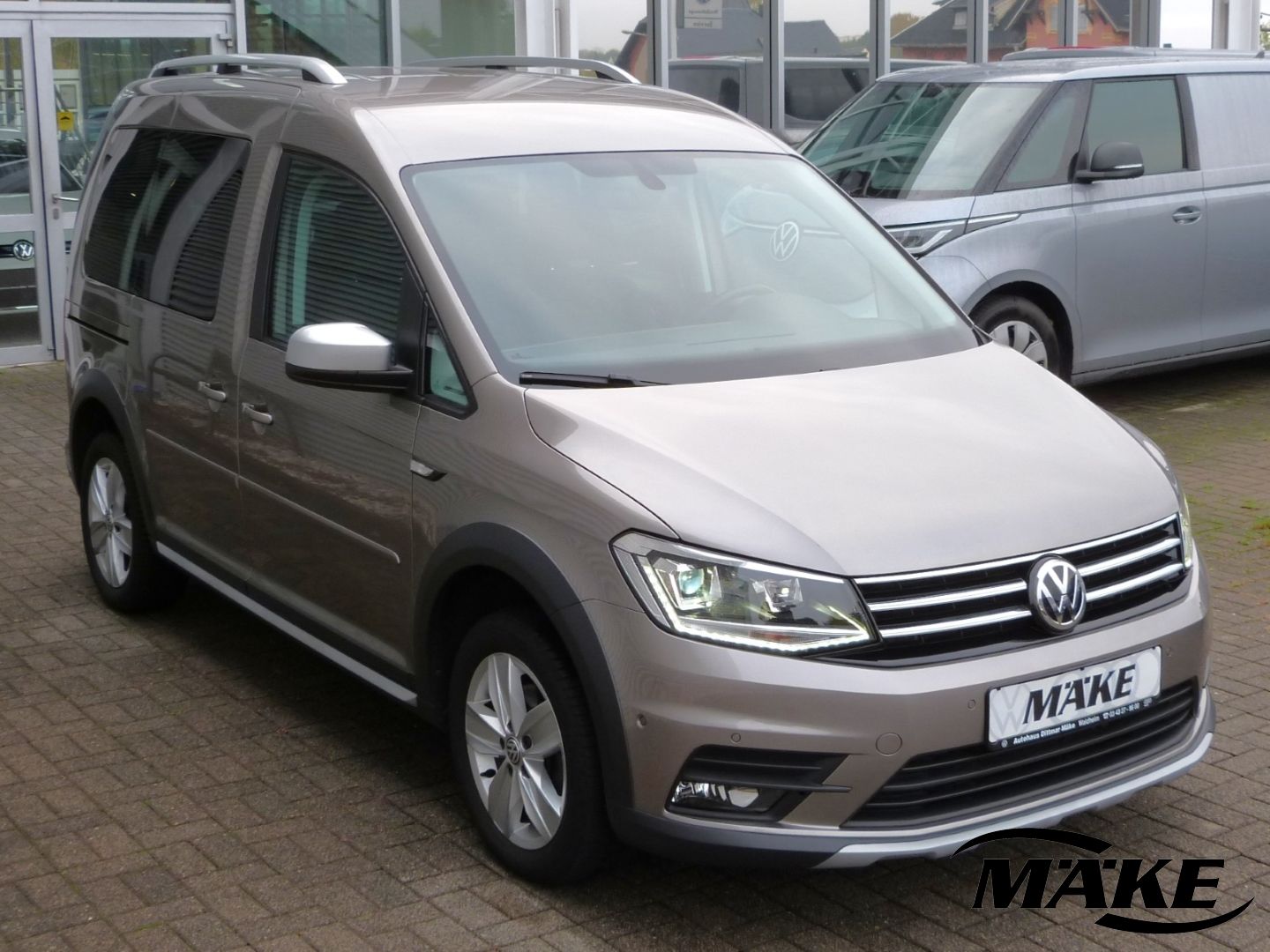 Caddy 2.0 TDI Alltrack, Standheizung, AHK, Navi,