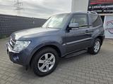 Mitsubishi Pajero 3.2 DI-D **3trg*AHK*2Hand** - Mitsubishi Pajero mit Diesel-Antrieb: A