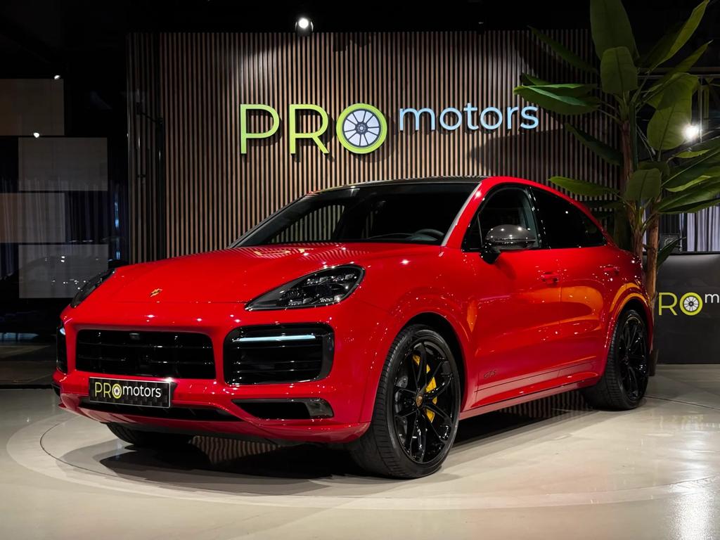 Porsche Cayenne GTS Coupe LWEIGHT PACKCARBONCERAMIC 2021