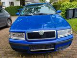 Skoda Octavia Combi 1.6 Benzin | ZAHNRIEME... - Skoda Octavia aus 2004: Kombi