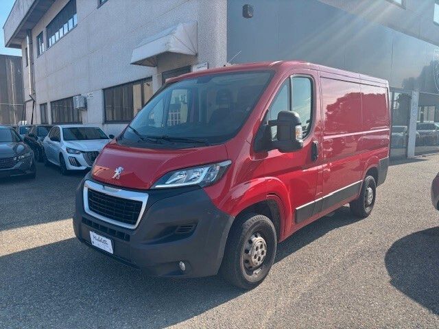 Peugeot Boxer 333 2.0 BlueHDi 130CV PC-TN Furgon