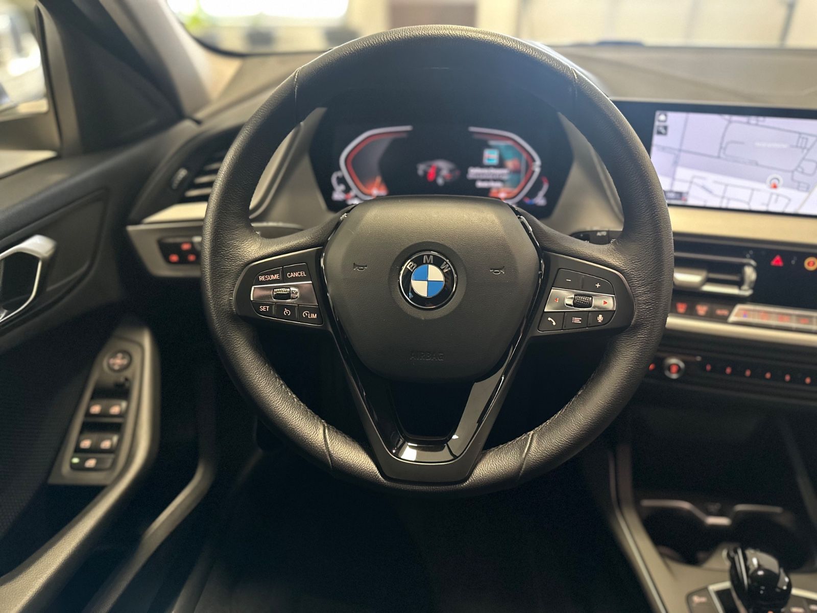 BMW 116d Aut/Navi/LED/SitzHeiz/ActivGuard/Tempomat foto 14