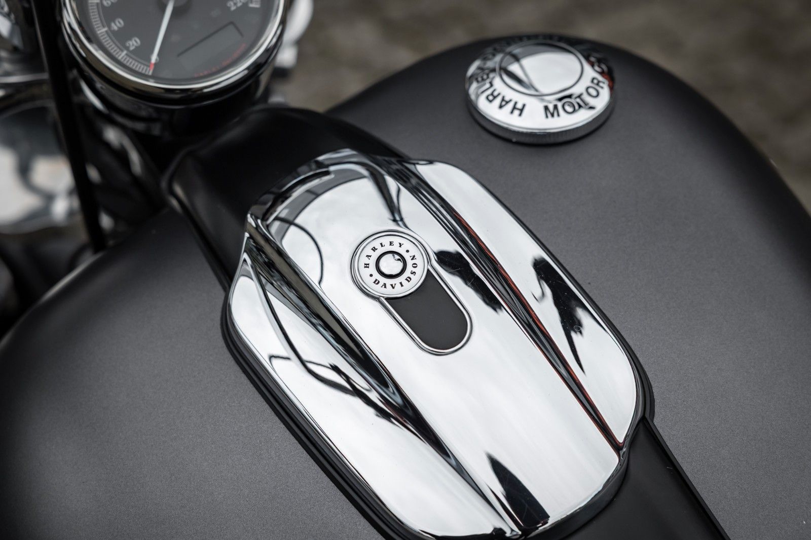 Fahrzeugabbildung Harley-Davidson FXSB Breakout 103 - Kesstech/ Fehling ApeLenker