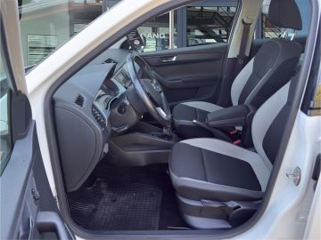 Skoda Fabia Ambition 1.0 TSI °AHK°PDC°SHZ°