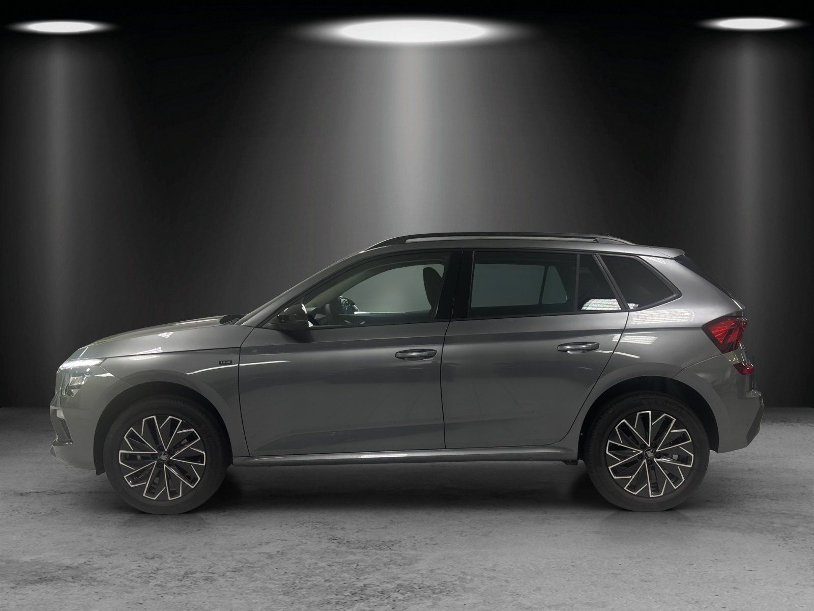 Fahrzeugabbildung SKODA Kamiq Tour 1,0 TSI 85 kW DSG