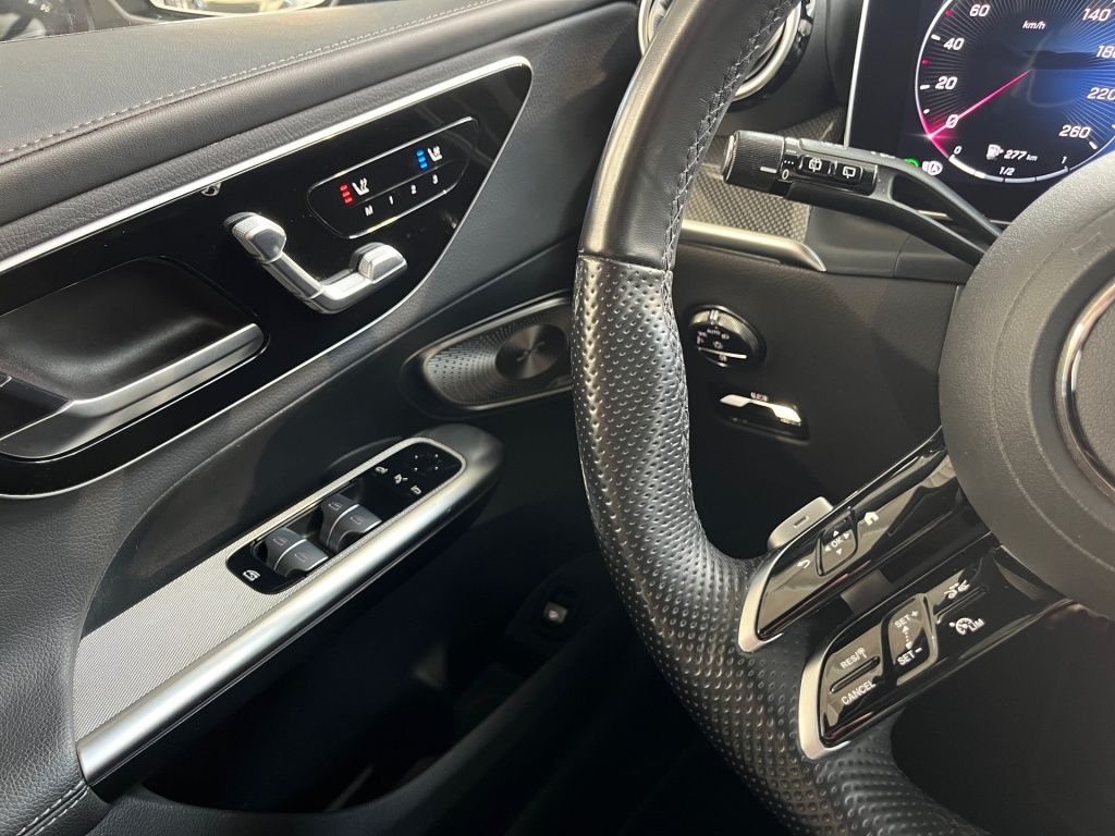 Fahrzeugabbildung Mercedes-Benz GLC 300 de 4M AMG AHK Sitzklima Massage 360°