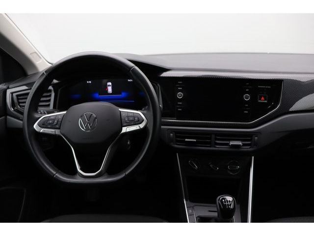 Fahrzeugabbildung Volkswagen Taigo 1.0 Life ACC Digitales Cockpit LED
