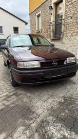 Opel Vectra 1.6i  HU u.Kundendienst neu, AHK, SD, ZV - Opel Vectra: V6 A