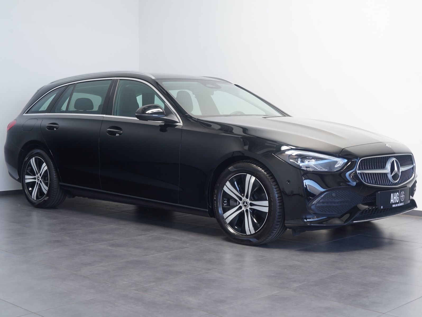 Fahrzeugabbildung Mercedes-Benz C 200 T d 2x Avantgarde LED/NAVI/MBUX/KAMERA