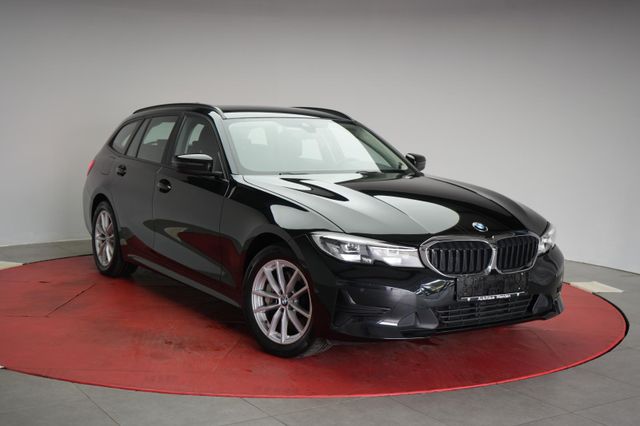 BMW 330 i Touring Advantage Navi/Temp/LED/