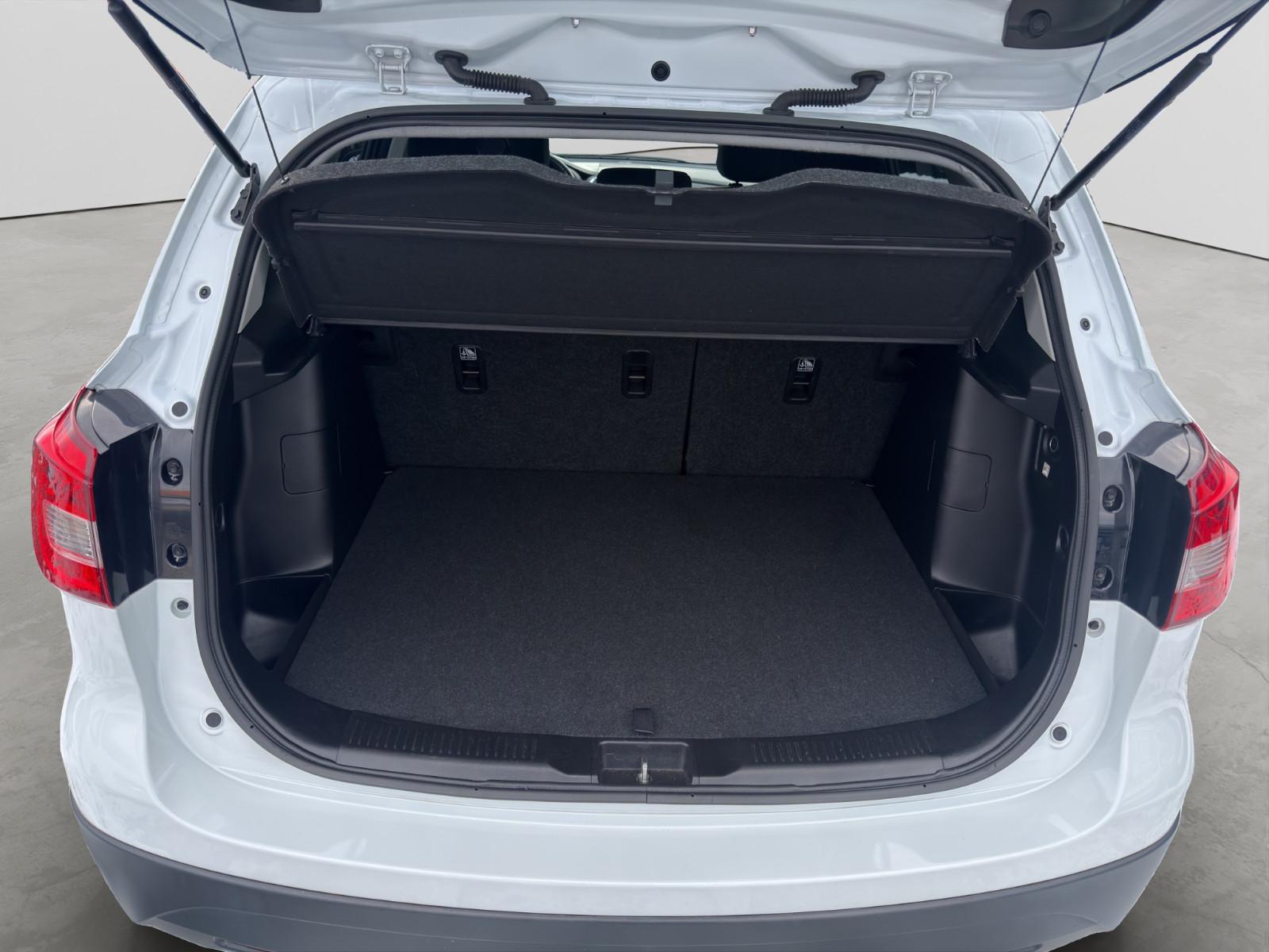 Suzuki SX4 S-Cross 1.4 Aut. KAM ACC XEN APP NAV TÜV NEU