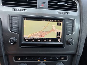 Volkswagen Golf - 8