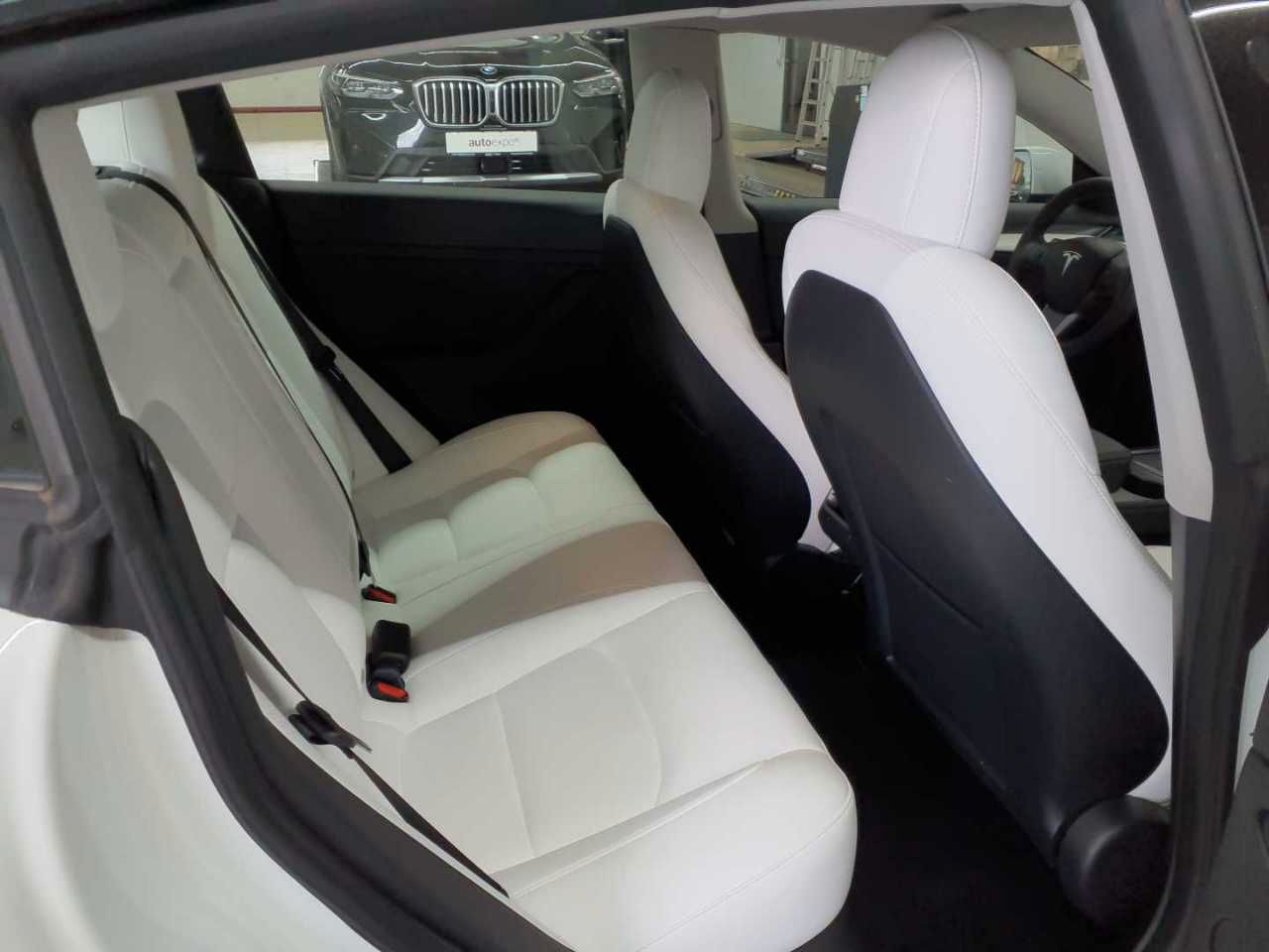 Tesla Model 3 Standard Reichweite Plus foto 14
